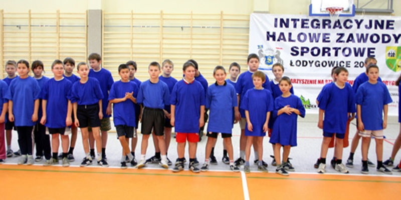 I Integracyjne Halowe Zawody Sportowe Łodygowice 2007